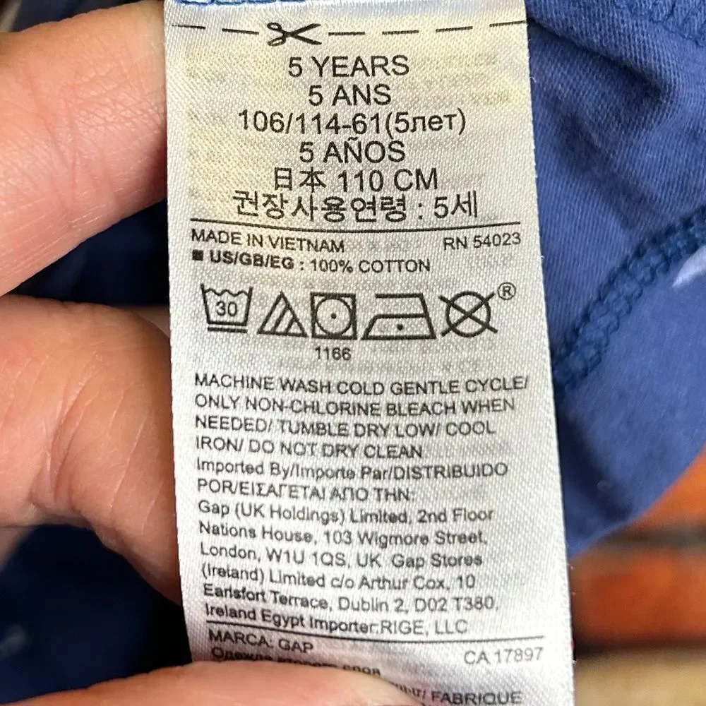 5‎ for $25🔥5T Baby Gap Stars Shorts Romper